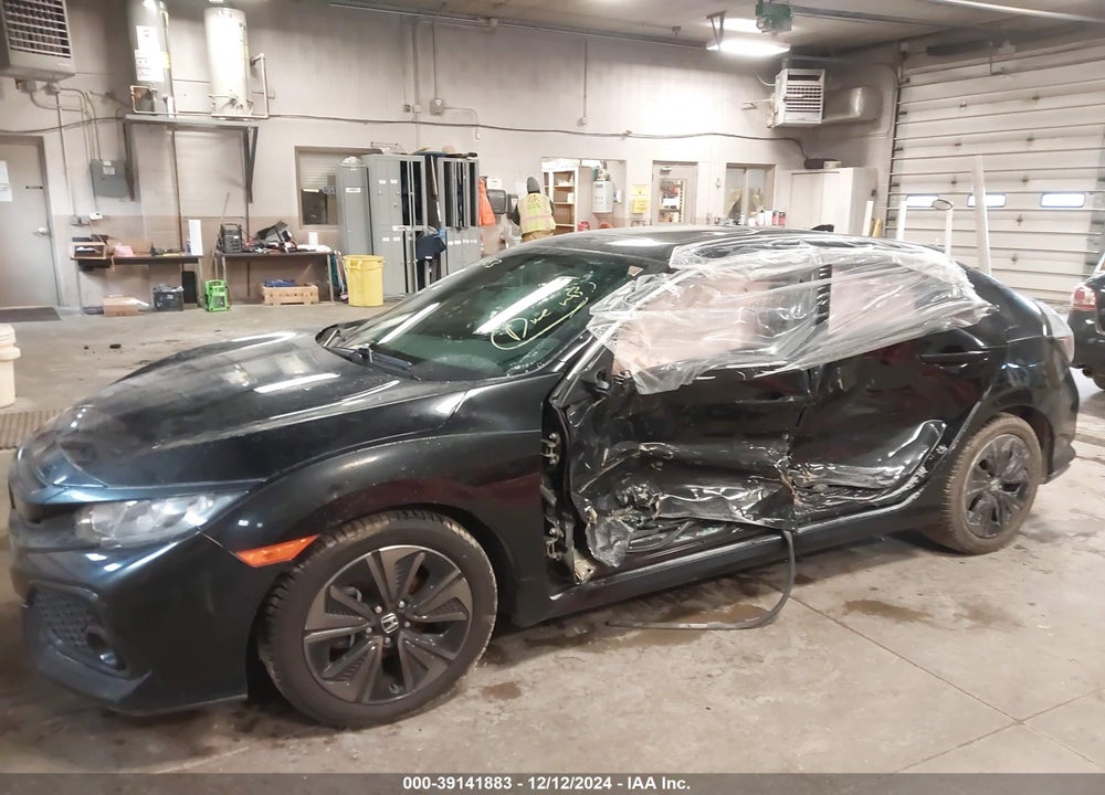 2017 HONDA CIVIC EX VIN: SHHFK7H57HU200270