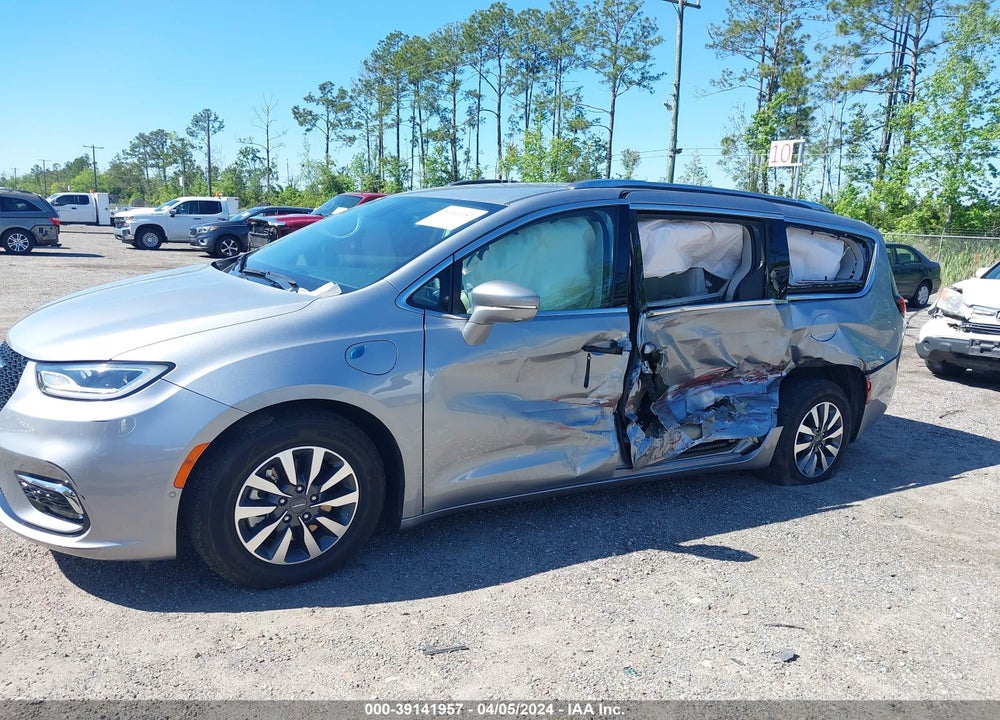 2021 CHRYSLER PACIFICA HYBRID TOURING L VIN: 2C4RC1L76MR594117
