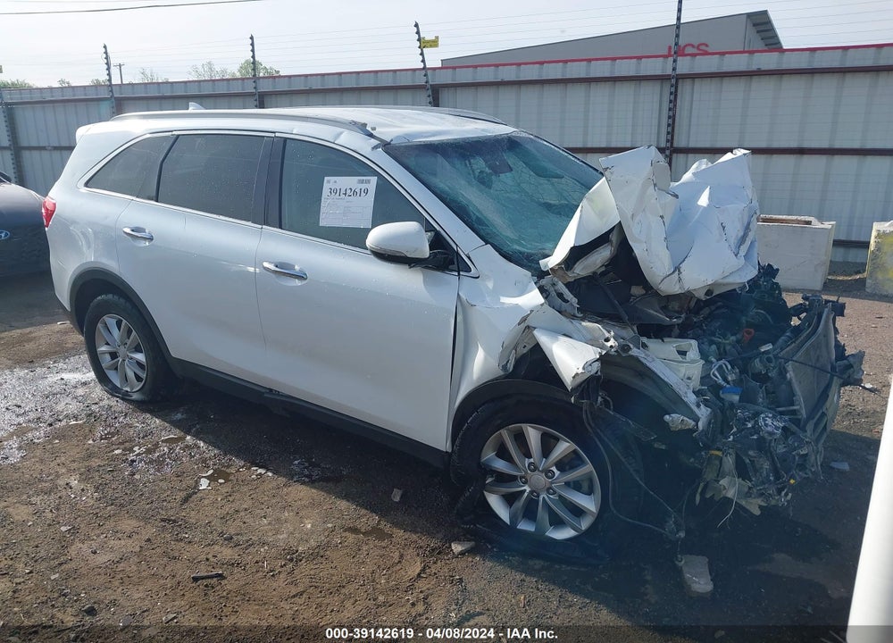 2016 KIA SORENTO 2.4L LX VIN: 5XYPG4A35GG184799