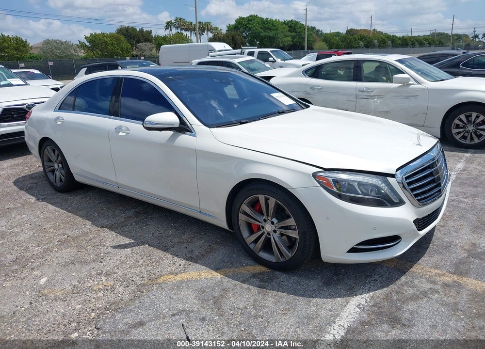 2016 MERCEDES-BENZ S 550 4MATIC VIN: WDDUG8FB8GA233056