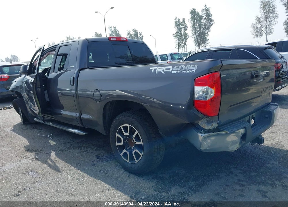 2016 TOYOTA TUNDRA SR5 5.7L V8 VIN: 5TFUY5F13GX511162