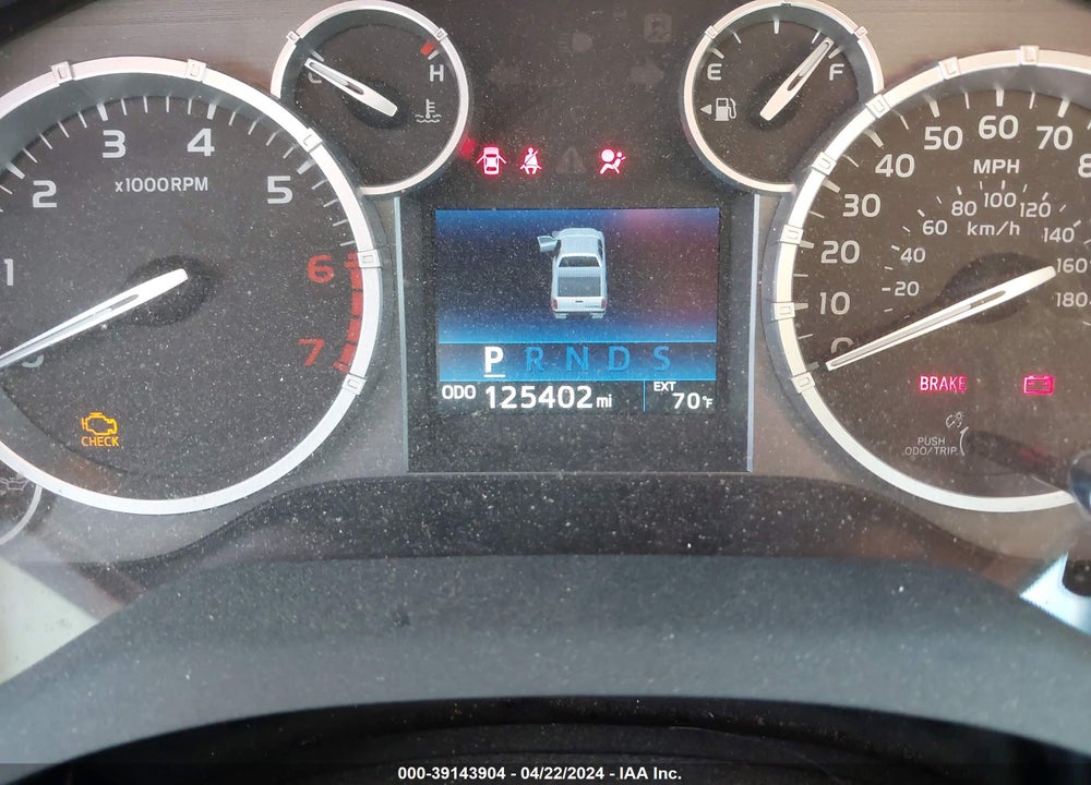 2016 TOYOTA TUNDRA SR5 5.7L V8 VIN: 5TFUY5F13GX511162