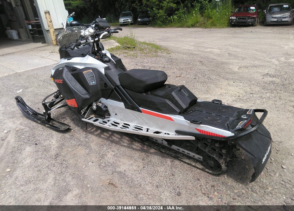 2022 SKI DOO MX Z SPORT 800 VIN: 2BPSBHNA5NV000566