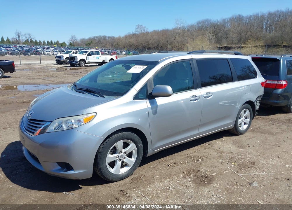 2015 TOYOTA SIENNA LE 8 PASSENGER VIN: 5TDKK3DCXFS571607