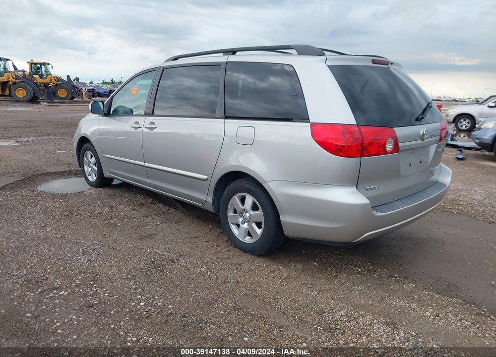 2008 TOYOTA SIENNA XLE VIN: 5TDZK22C08S163163
