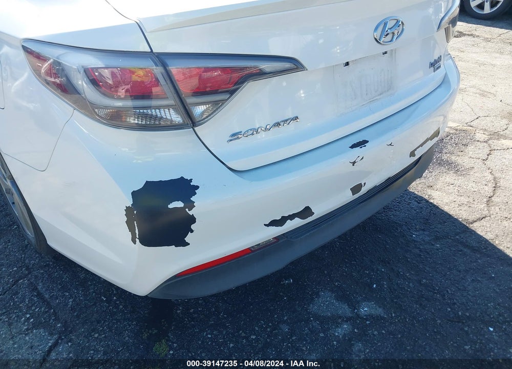 2016 HYUNDAI SONATA HYBRID LIMITED VIN: KMHE34L1XGA025948
