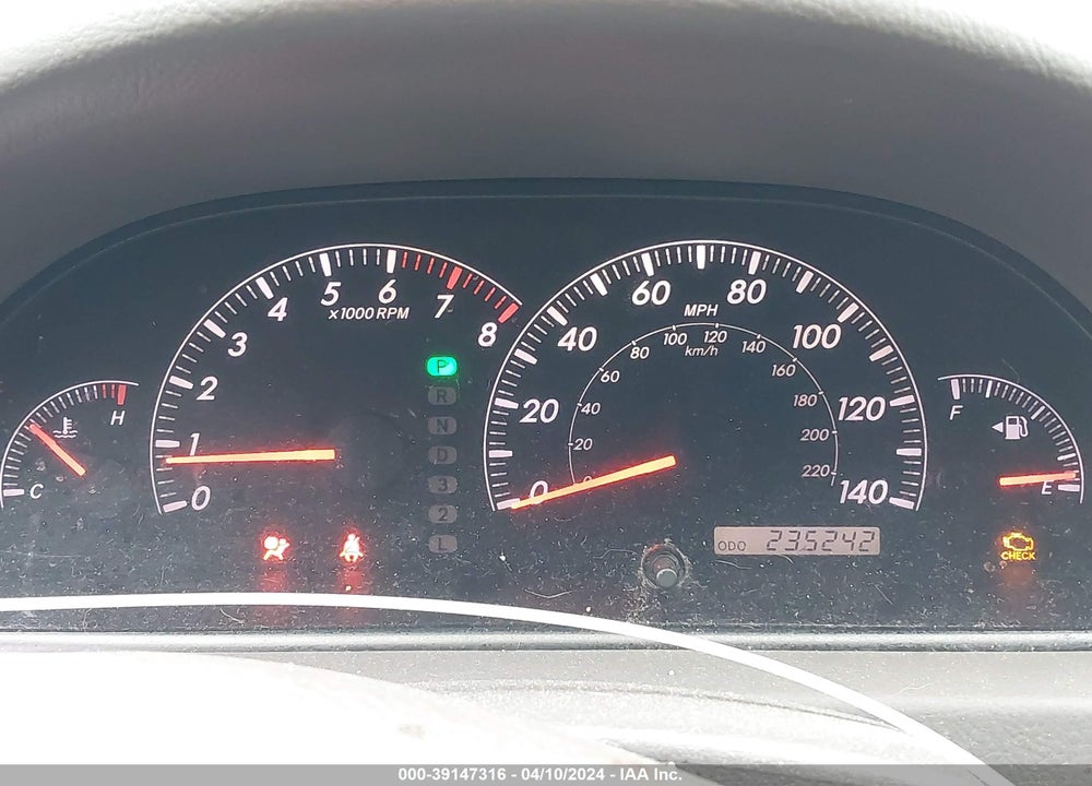 2005 TOYOTA CAMRY XLE VIN: 4T1BE30K95U631015