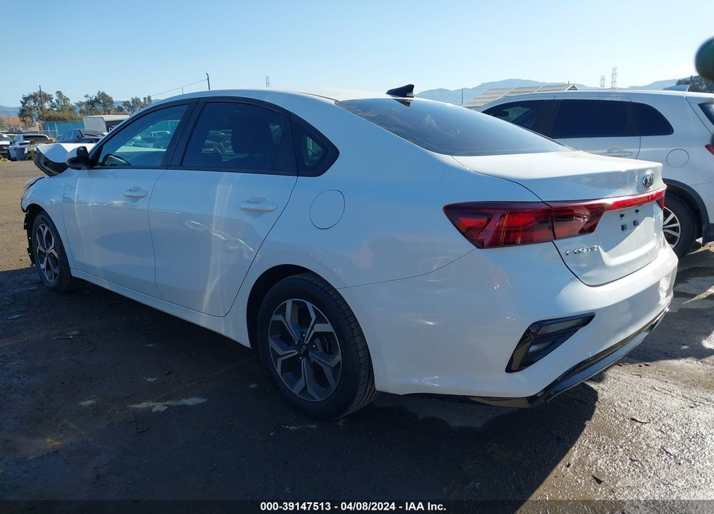 2019 KIA FORTE LXS VIN: 3KPF24AD8KE096841