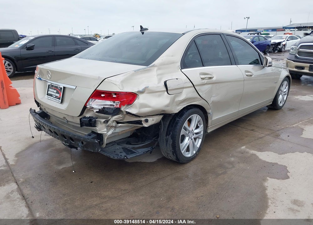 2012 MERCEDES-BENZ C 250 LUXURY/SPORT VIN: WDDGF4HB2CR218781