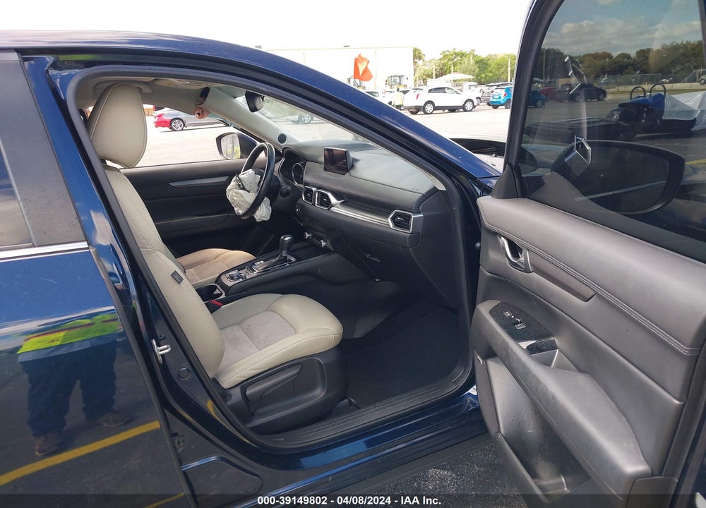 2019 MAZDA CX-5 VIN: JM3KFACM0K0526831