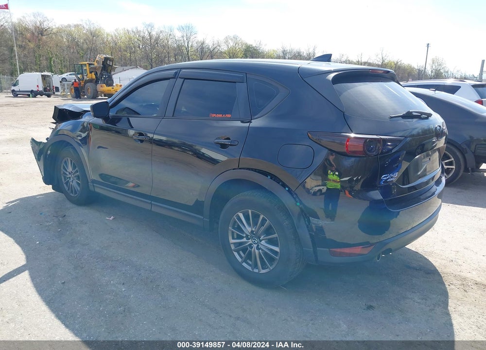 2018 MAZDA CX-5 SPORT VIN: JM3KFBBM2J0400041