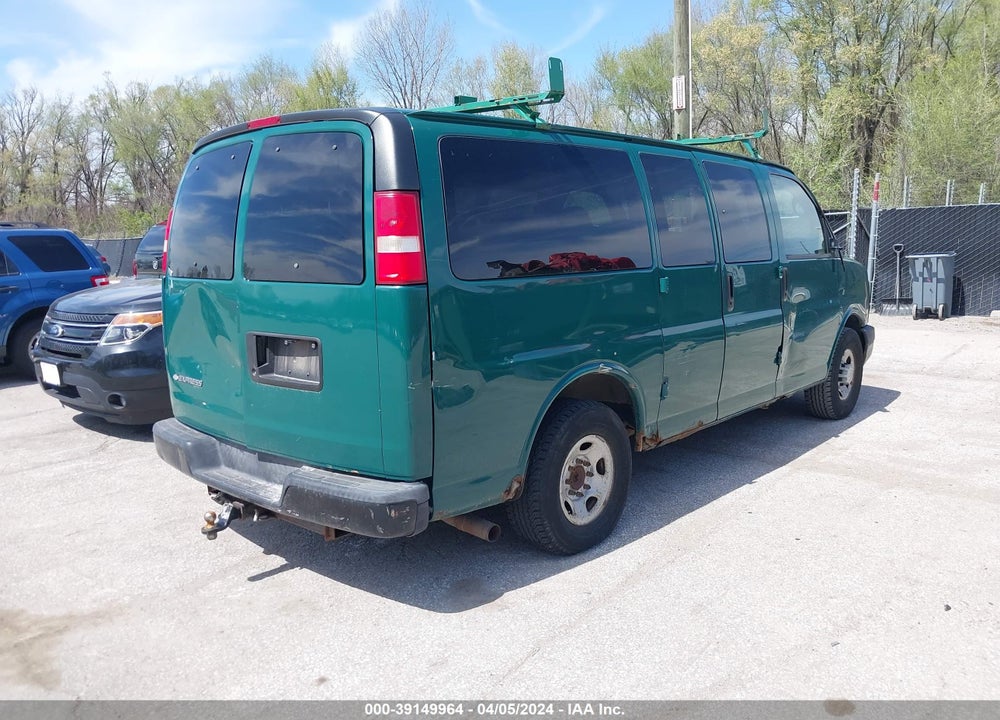 2008 CHEVROLET EXPRESS WORK VAN VIN: 1GCGG25K981203930