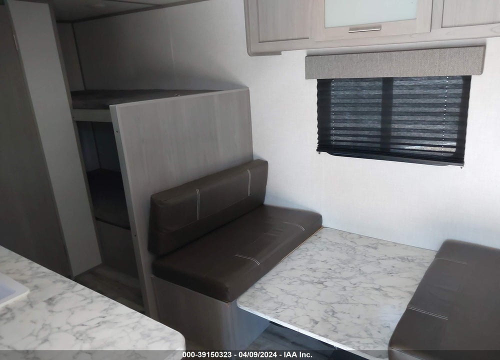 2022 COLEMAN TRAVEL TRAILER VIN: 4YDTCMG10NJ942137