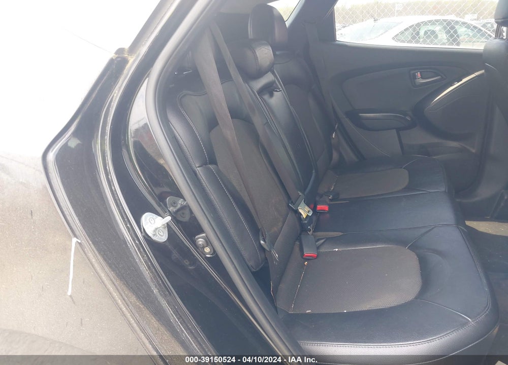 2015 HYUNDAI TUCSON SE VIN: KM8JUCAG5FU968274
