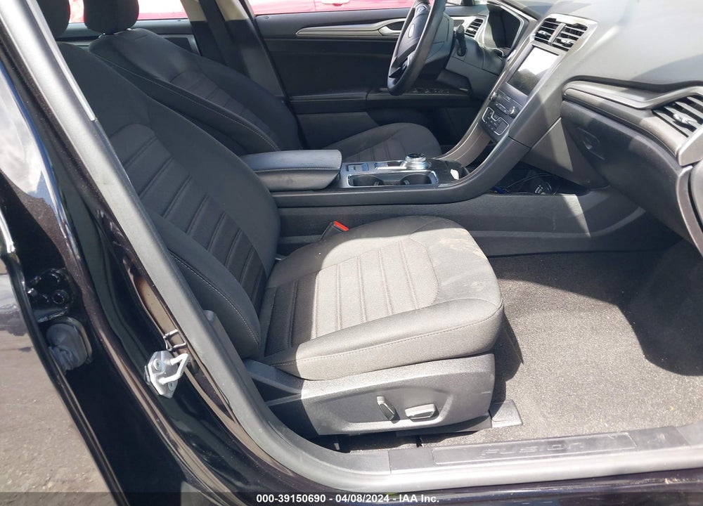 2019 FORD FUSION SE VIN: 3FA6P0H76KR265487