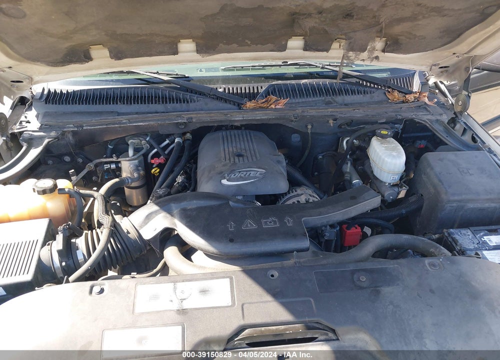 2004 CHEVROLET TAHOE LS VIN: 1GNEC13V34J315991