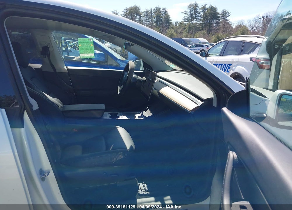 2021 TESLA MODEL Y LONG RANGE DUAL MOTOR ALL-WHEEL DRIVE VIN: 5YJYGDEE7MF194351
