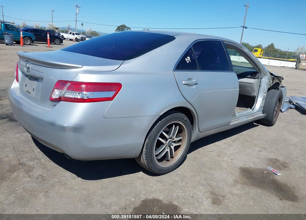 2011 TOYOTA CAMRY LE VIN: 4T1BF3EK7BU141822