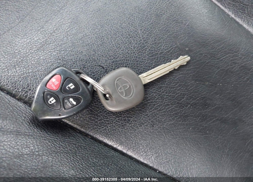 2007 TOYOTA CAMRY XLE VIN: JTNBE46K473114193