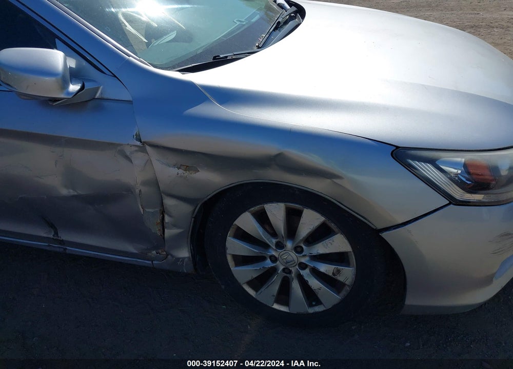 2013 HONDA ACCORD VIN: 1HGCR2F86DA146335