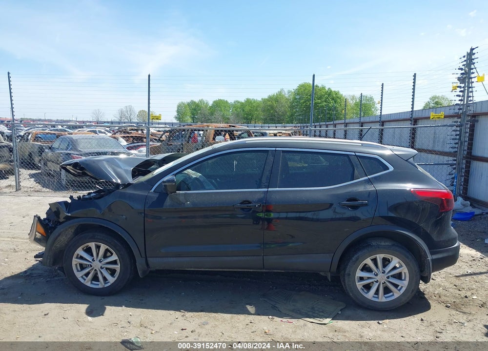 2018 NISSAN ROGUE SPORT SV VIN: JN1BJ1CP8JW109389
