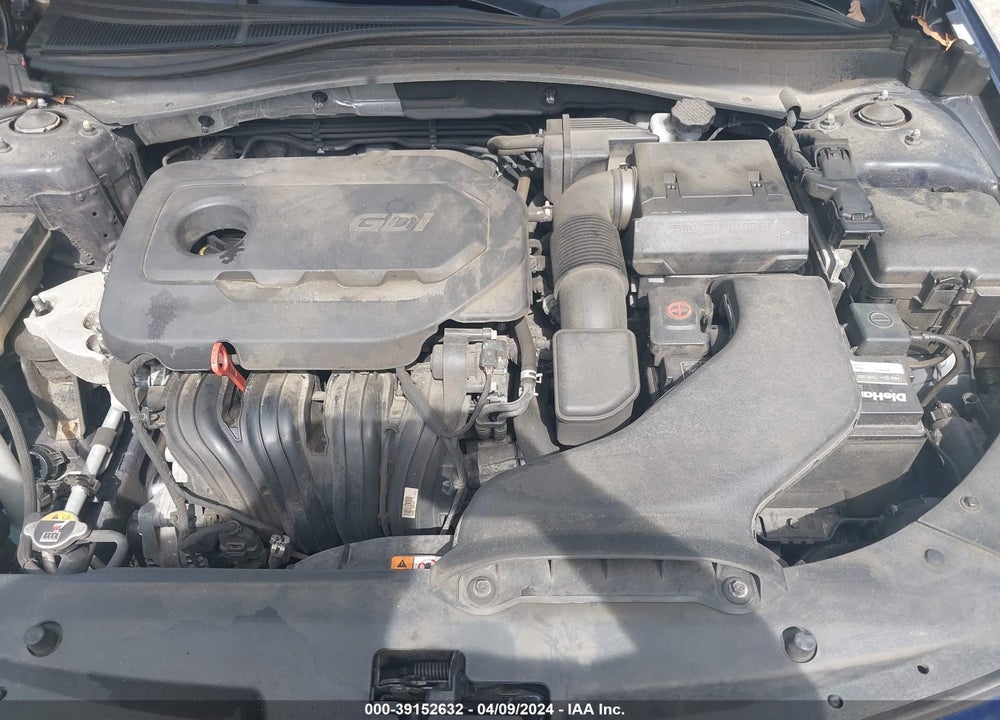 2019 KIA OPTIMA S VIN: 5XXGT4L30KG283441