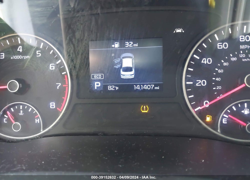 2019 KIA OPTIMA S VIN: 5XXGT4L30KG283441