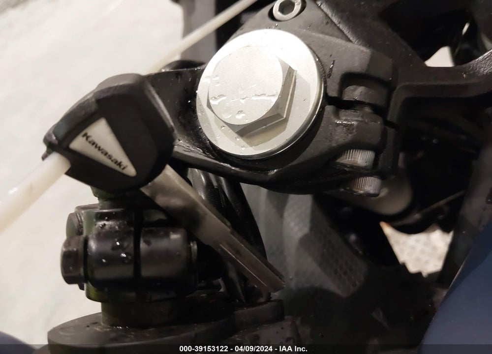 2023 KAWASAKI EX400 VIN: JKAEXKH16PDAR6159
