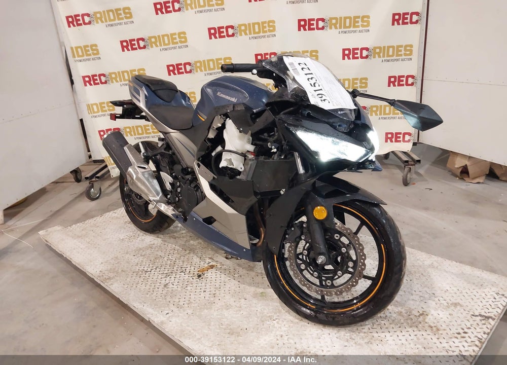 2023 KAWASAKI EX400 VIN: JKAEXKH16PDAR6159