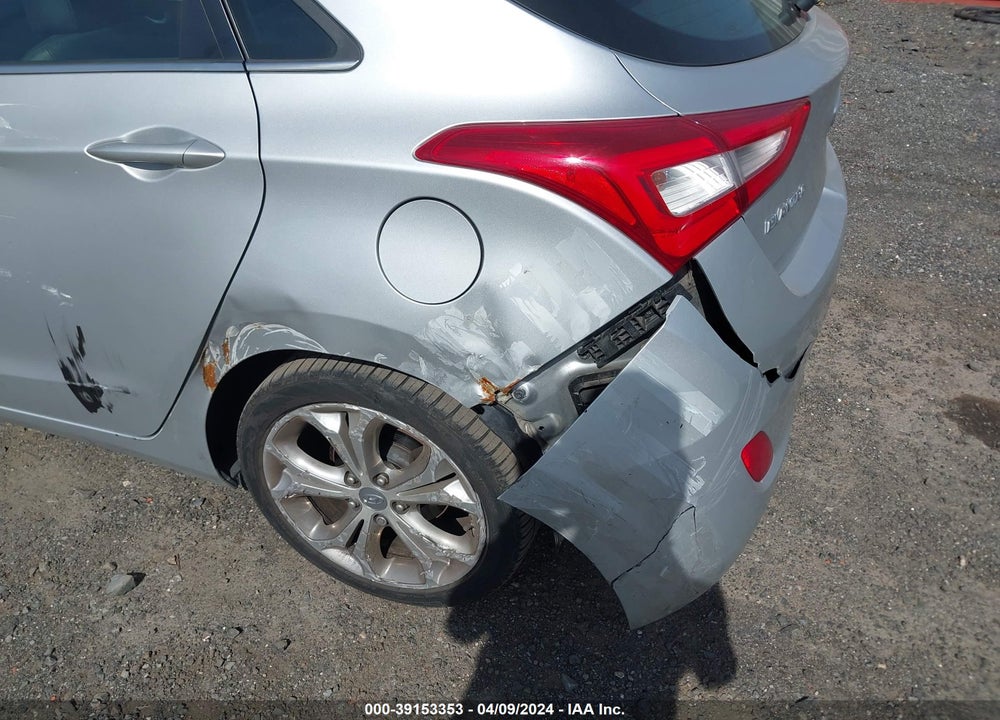 2014 HYUNDAI ELANTRA GT VIN: KMHD35LH2EU162165