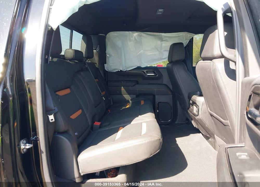 2024 SIERRA GMC  1500 4WD  SHORT BOX AT4 VIN: 1GTUUEELXRZ122735