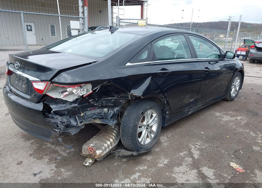 2014 HYUNDAI SONATA GLS VIN: 5NPEB4AC0EH940194