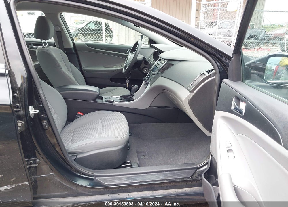 2014 HYUNDAI SONATA GLS VIN: 5NPEB4AC0EH940194