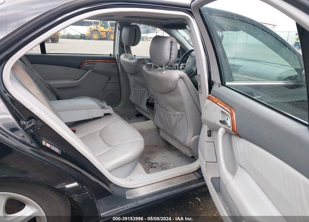 2000 MERCEDES-BENZ S 500 VIN: WDBNG75J4YA114406