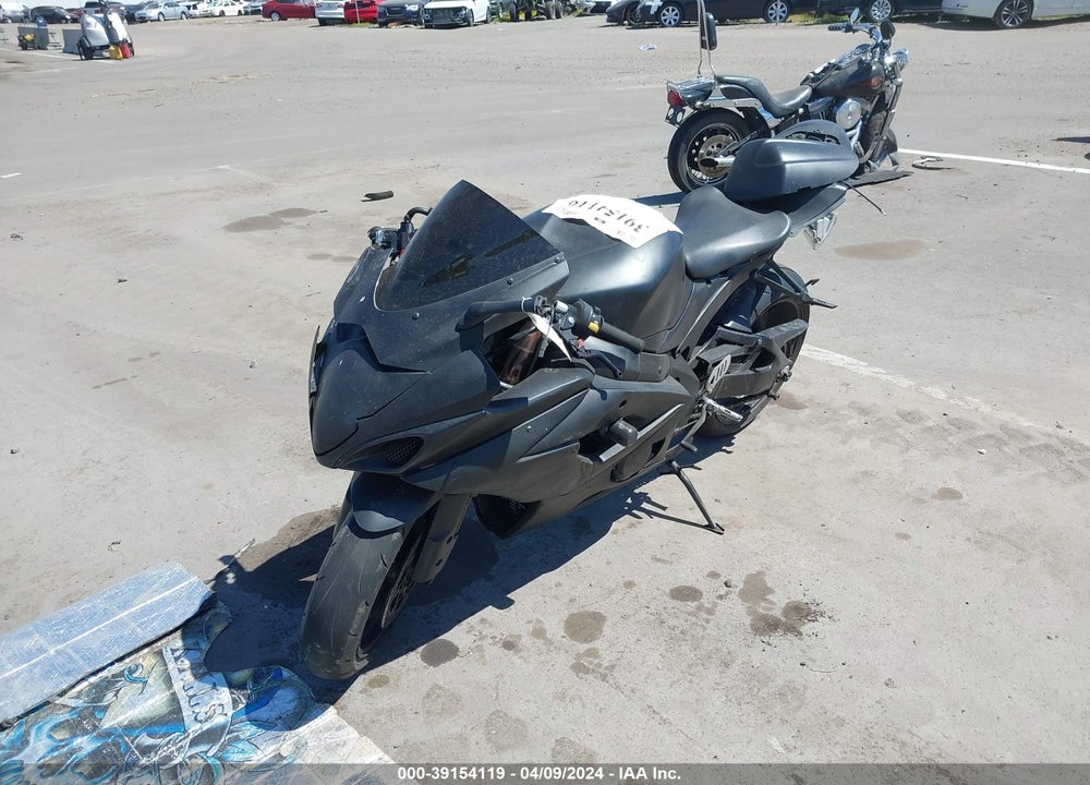2006 SUZUKI GSX-R1000 VIN: JS1GT76A462114122