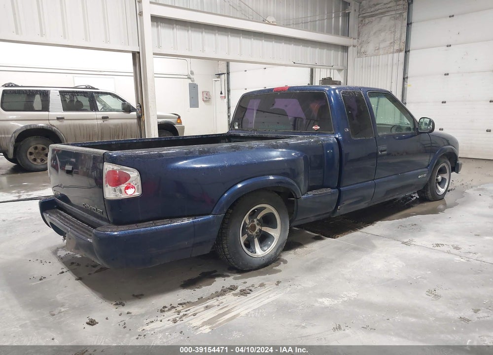 1998 CHEVROLET S-10 LS SPORTSIDE VIN: 1GCCS1943W8167708