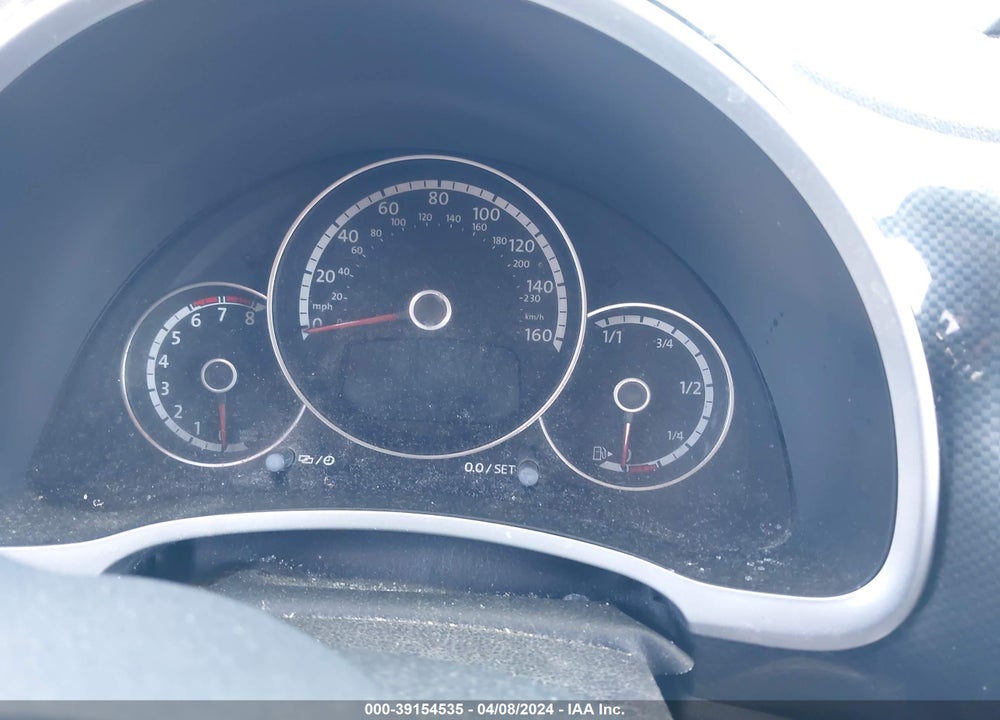 2013 VOLKSWAGEN BEETLE 2.0T TURBO VIN: 3VWVA7ATXDM621198