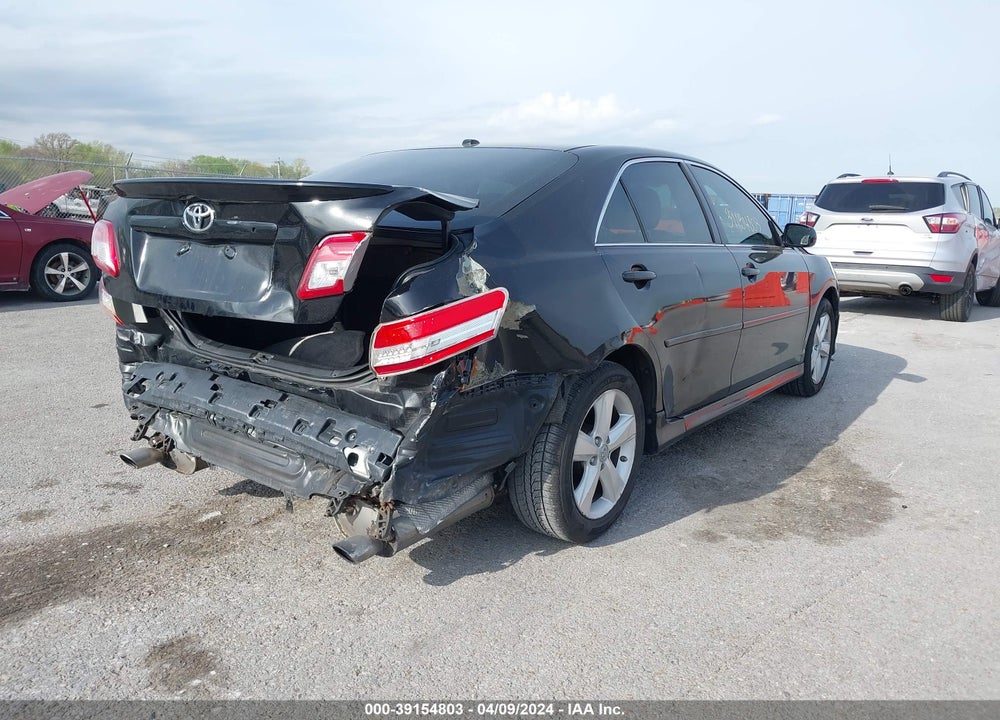 2011 TOYOTA CAMRY SE VIN: 4T1BF3EKXBU135187