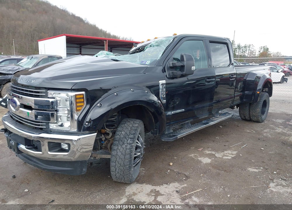 2019 FORD F-350 LARIAT VIN: 1FT8W3DT5KEE09852
