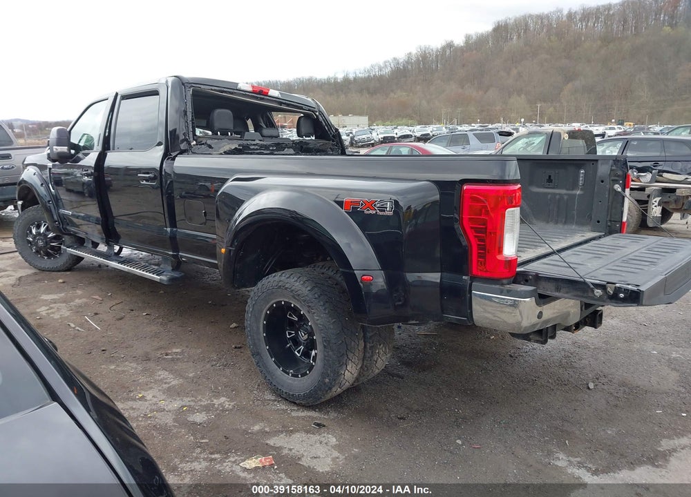 2019 FORD F-350 LARIAT VIN: 1FT8W3DT5KEE09852