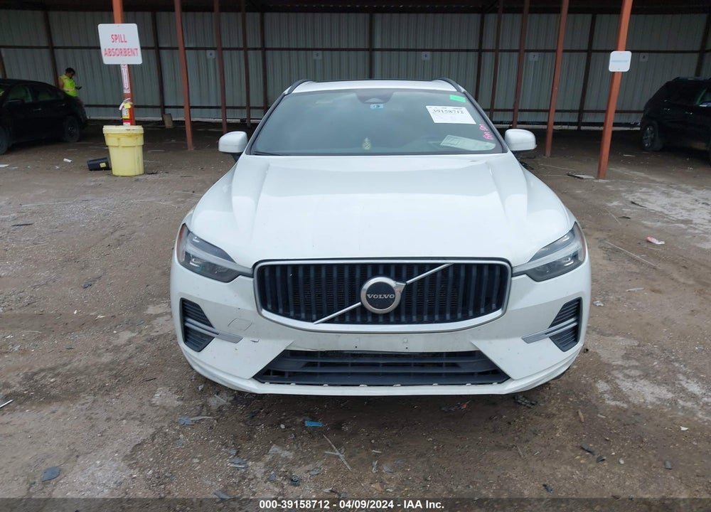 2022 VOLVO XC60 B5 MOMENTUM VIN: YV4L12DK7N1940179