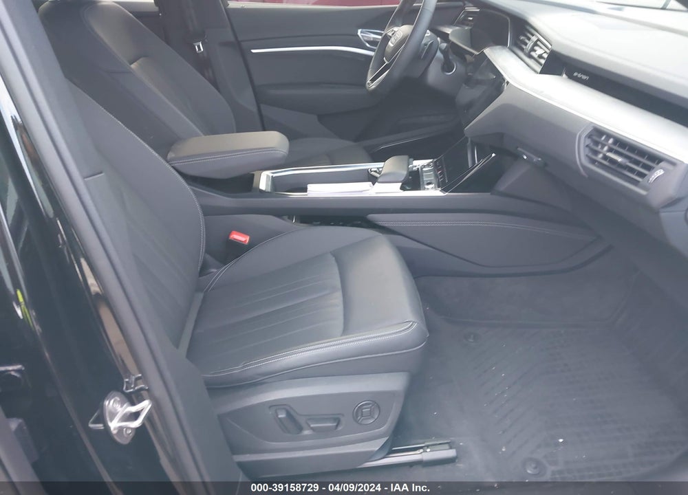 2023 AUDI E-TRON SPORTBACK PREMIUM PLUS S LINE QUATTRO VIN: WA12AAGE3PB024928