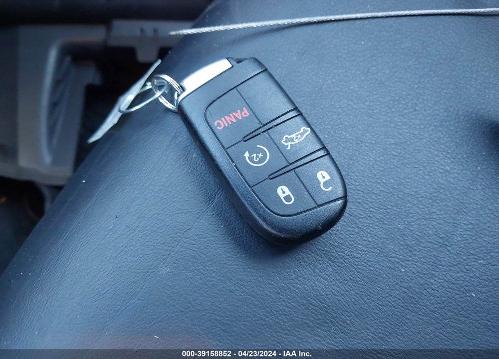 2014 CHRYSLER 300 VIN: 2C3CCAAG8EH181149