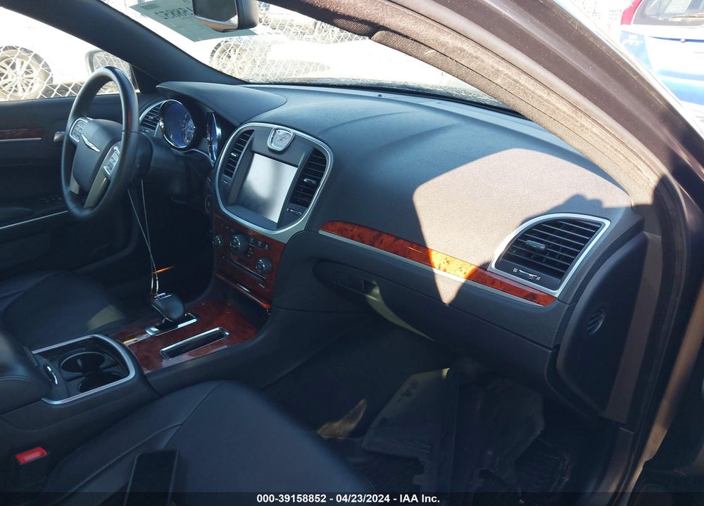 2014 CHRYSLER 300 VIN: 2C3CCAAG8EH181149