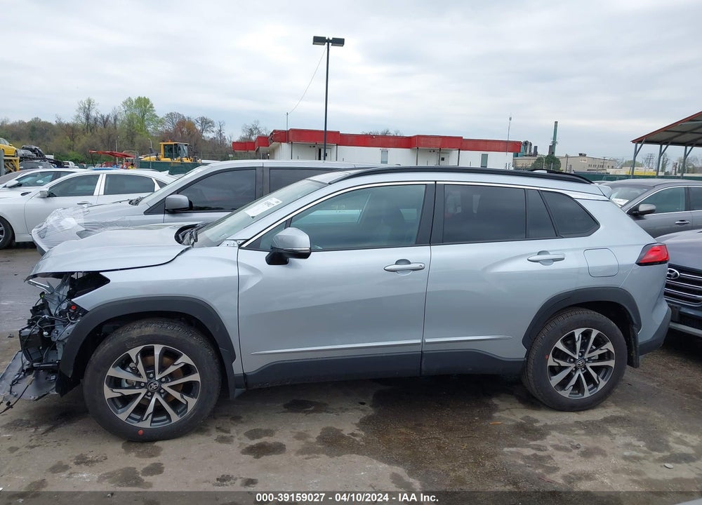 2023 TOYOTA COROLLA CROSS XLE VIN: 7MUDAABG9PV070642