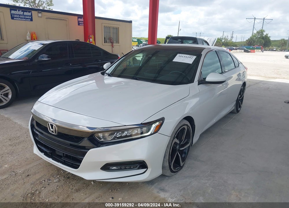 2018 HONDA ACCORD VIN: 1HGCV1F34JA165195