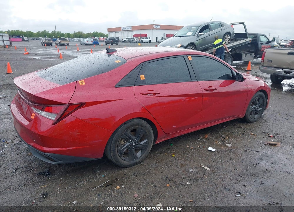 2021 HYUNDAI ELANTRA SEL VIN: KMHLM4AG0MU068541