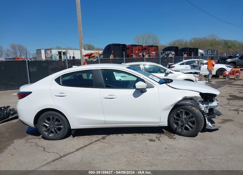 2019 TOYOTA YARIS LE VIN: 3MYDLBYV3KY509109