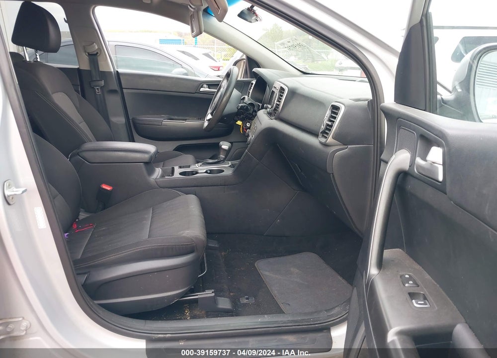 2019 KIA SPORTAGE LX VIN: KNDPM3AC7K7582105