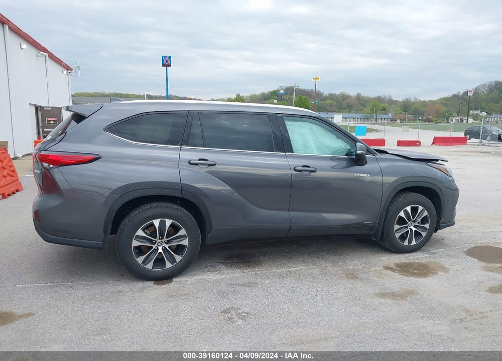 2021 TOYOTA HIGHLANDER HYBRID XLE VIN: 5TDHBRCH4MS025795